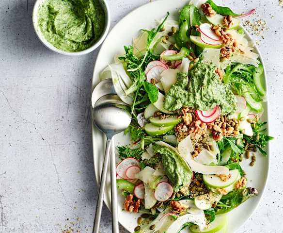 Crunchy Salad with Green Goddess Dressing (Diabetes) Crunchy Salad with Green Goddess Dressing (Diabetes)