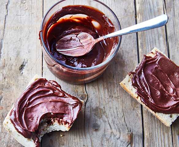 Pâte à tartiner au chocolat et à la châtaigne