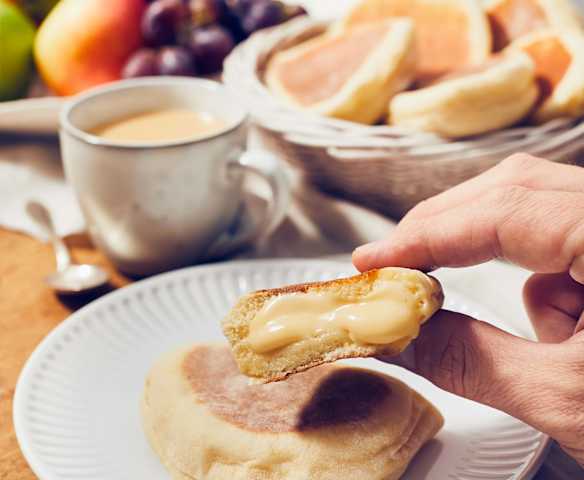 Pfannenbrötchen mit Vanillefüllung