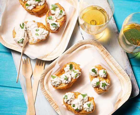 Torrijas salées à la sauce tonnato