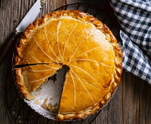 Tourte aux blettes et aux pignons de pin Tourte aux blettes et aux pignons de pin