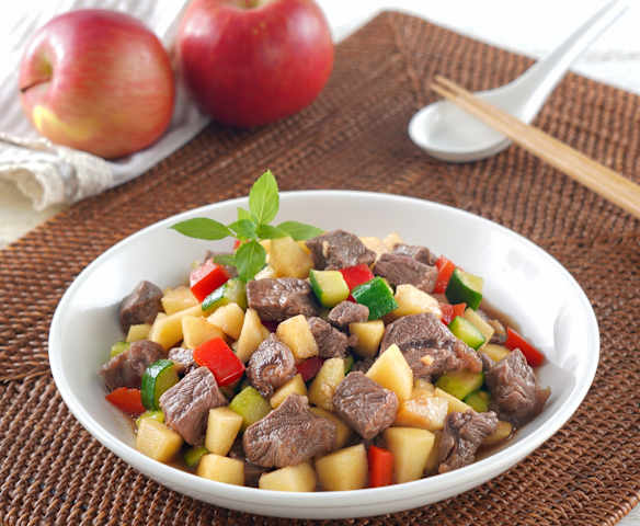 牛肉炒蘋果丁