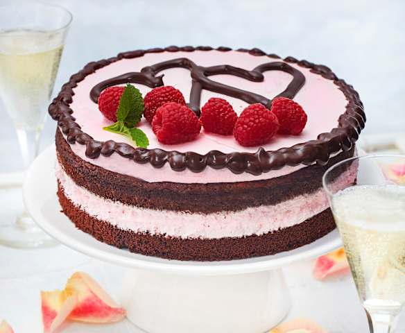 Himbeer-Mousse-Torte