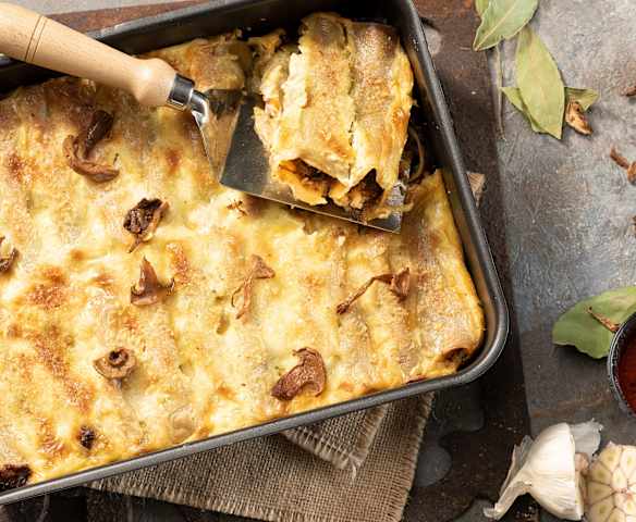 Canelones de carrilleras con setas