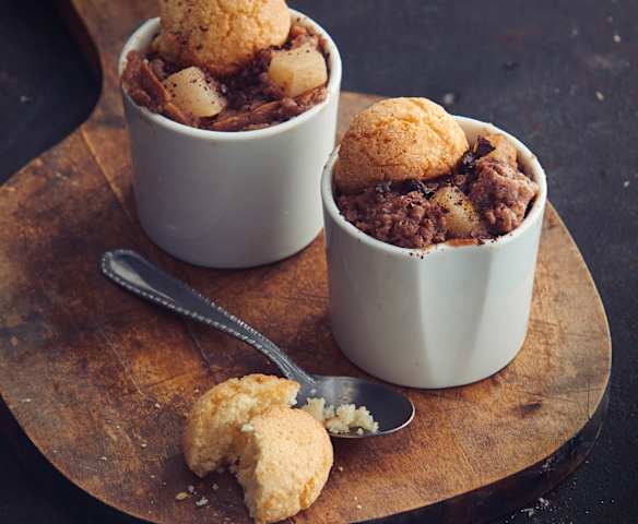Dessert alla ricotta e pere in cocotte Dessert alla ricotta e pere in cocotte