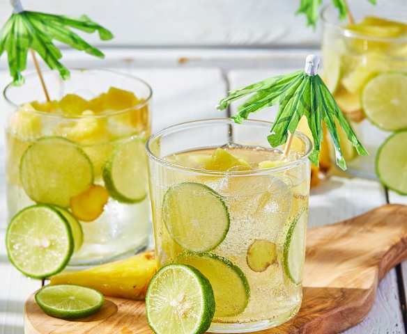 Pineapple Infused Gin and Tonic