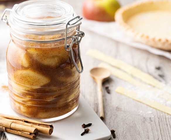 Manzana en conserva con especias Manzana en conserva con especias