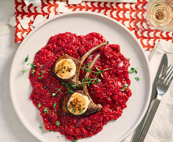 Lamm unter der Ziegenkäsehaube mit Portwein-Zwiebel-Risotto
