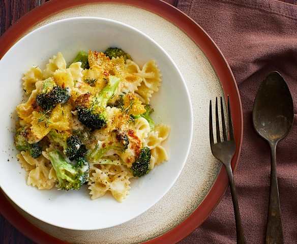 Pasta gratinata con broccoli e mozzarella Pasta gratinata con broccoli e mozzarella