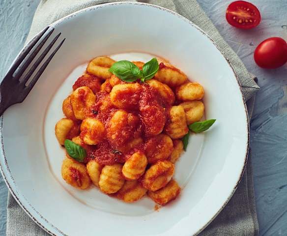 Gnocchi al pomodoro e basilico (Bimby Friend) Gnocchi al pomodoro e basilico (Bimby Friend)
