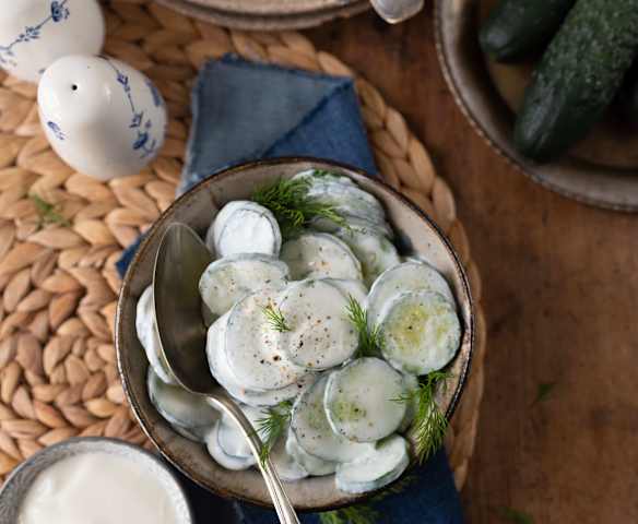 Mizeria z grubo krojonych ogórków (TM5)