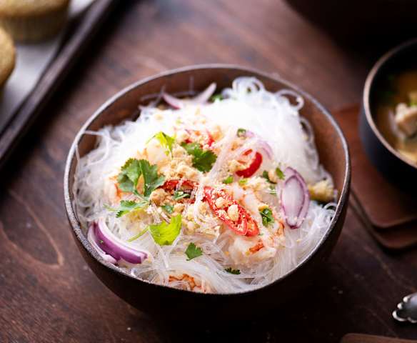 Menù: Zuppa di miso; noodles; muffin al tè matcha (senza lattosio) (Bimby Friend)