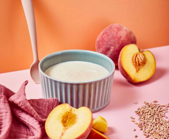 Dinkel-Milchbrei mit Pfirsich