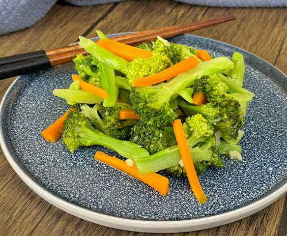 Stir fried broccoli and carrots