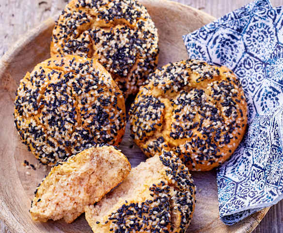 Sesambrötchen (Low Carb)