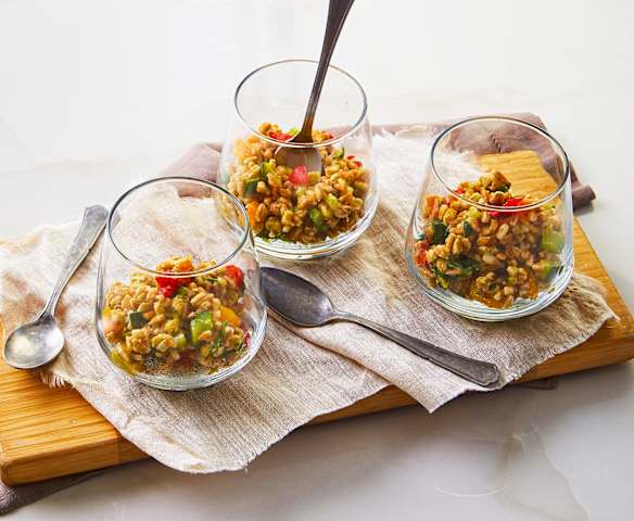 Insalata di farro vegetariana Insalata di farro vegetariana