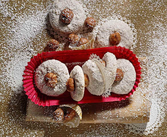 Kruche ciasteczka z orzechami laskowymi (bezglutenowe)