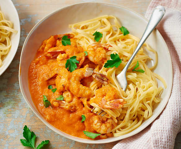 Crevettes à l’américaine, sauce tomate et cognac Crevettes à l’américaine, sauce tomate et cognac