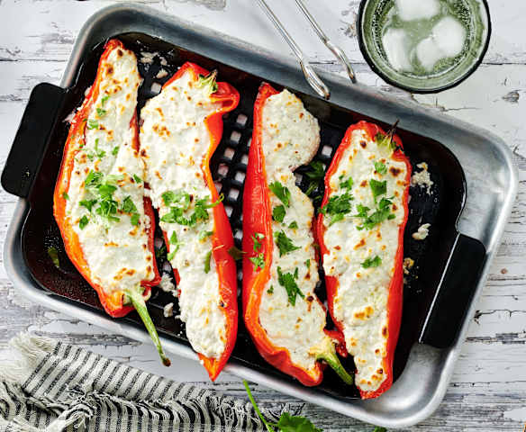 Gegrillte Feta-Spitzpaprika