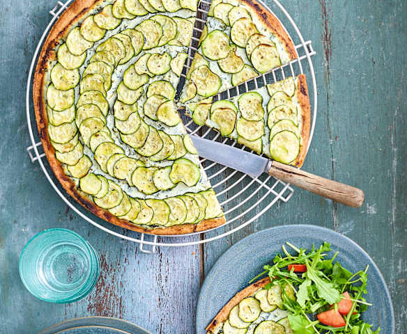 Tarte fine à la courgette, à la ricotta et au basilic