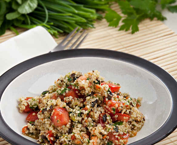 Ensalada de quinoa con pesto de cilantro