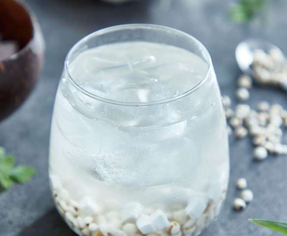 椰青薏米水 椰青薏米水