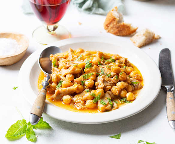 Callos veganos (setas con garbanzos)