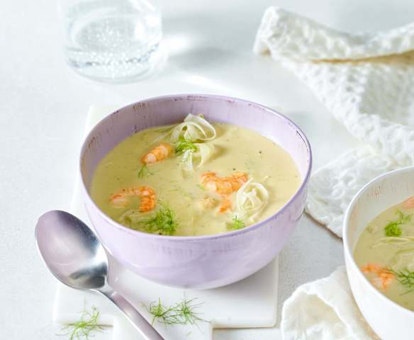 Kartoffel-Porree-Suppe mit Fenchel und Shrimps Kartoffel-Porree-Suppe mit Fenchel und Shrimps