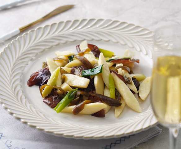 剝皮辣椒炒筊白筍