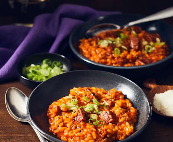 Chorizo-Risotto mit Frühlingszwiebeln Chorizo-Risotto mit Frühlingszwiebeln