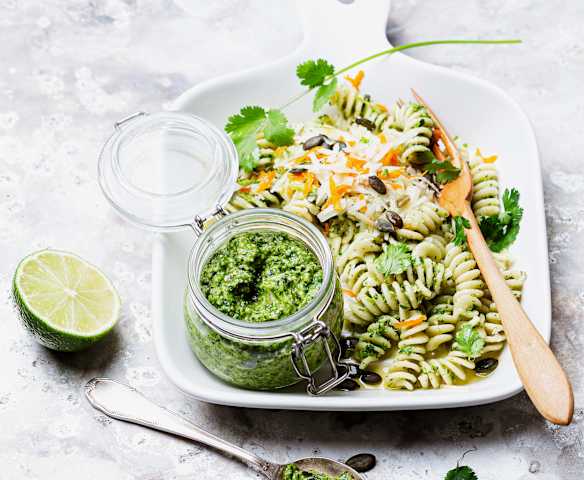 Pesto de cilantro y pipas de calabaza