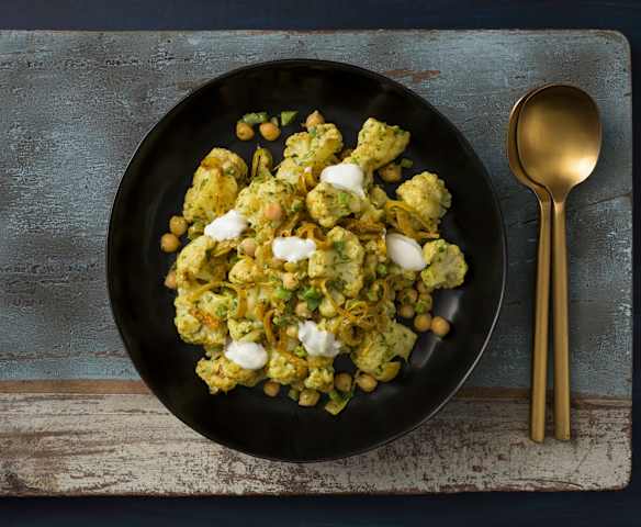 Curried cauliflower salad