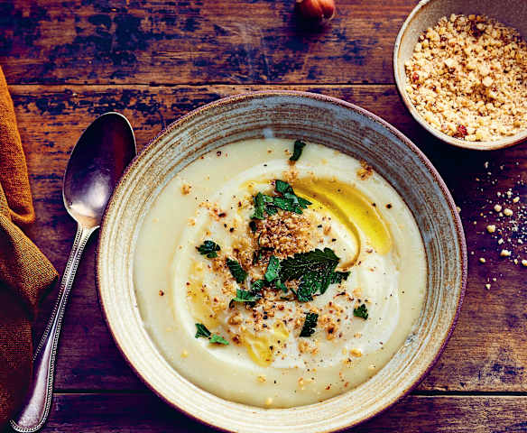 Velouté de panais à l’huile de noisette