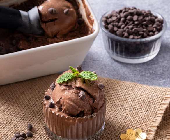 Frozen Yogurt Cokelat