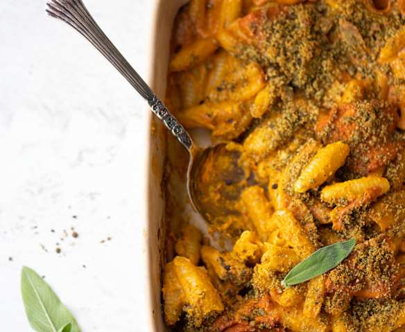 Mac & cheese com queijo cheddar vegan