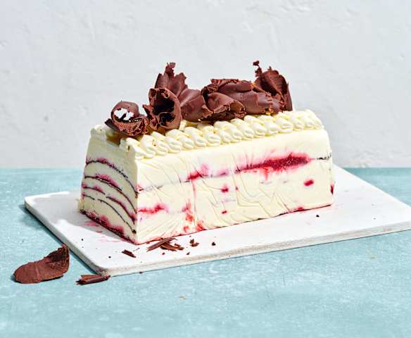 Berry and chocoletta ripple ice cream loaf