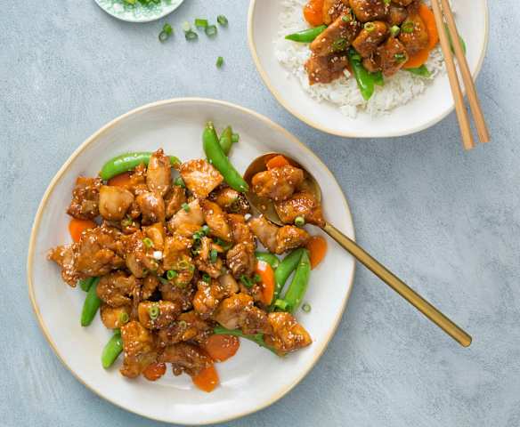 Pollo con salsa de sésamo Pollo con salsa de sésamo