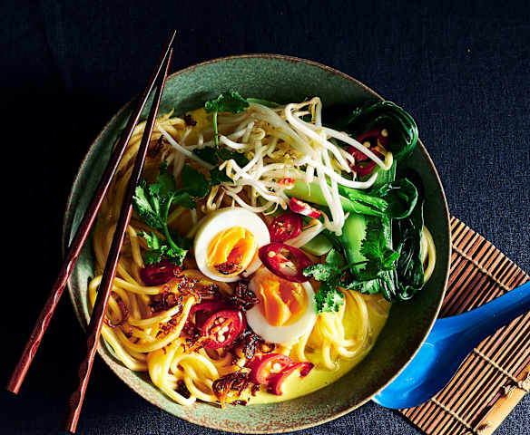 Yellow Curry noodle soup