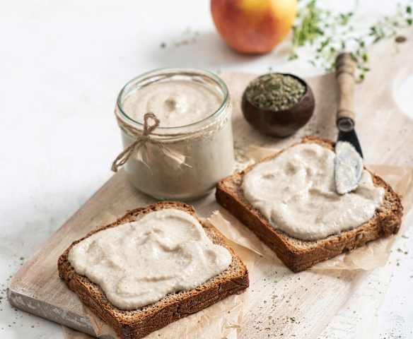 Pasta z białej fasoli z jabłkiem