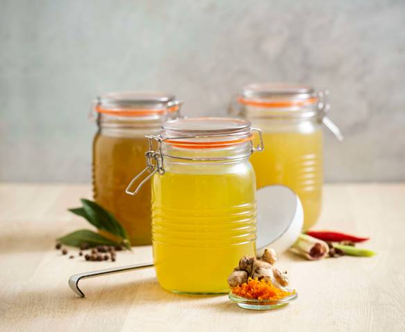 Turmeric and Ginger-Infused Chicken Broth Turmeric and Ginger-Infused Chicken Broth