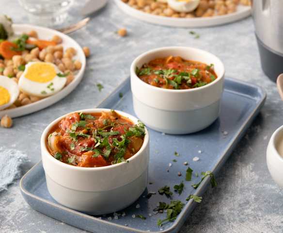 Menú: Pisto. Verduras con garbanzos y salsa de espárragos