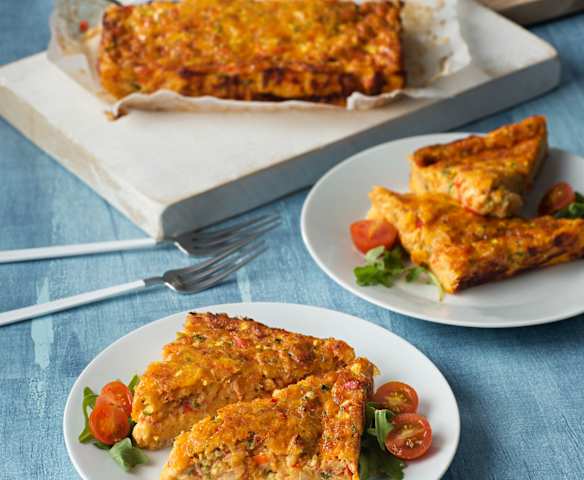 Pastel de verduras con huevo y queso