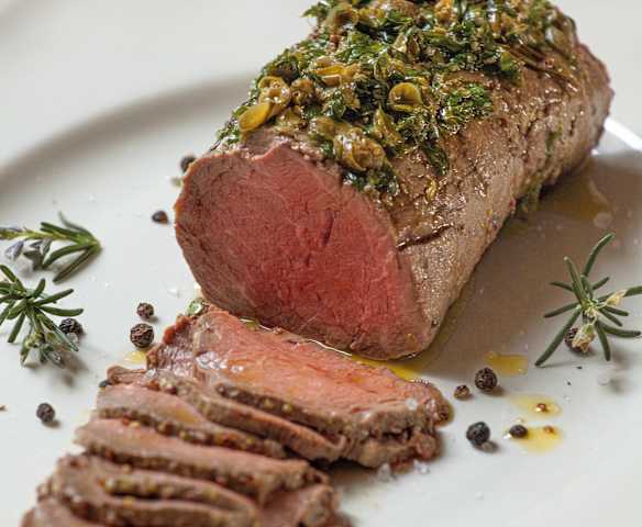 Filete con salsa de alcaparras