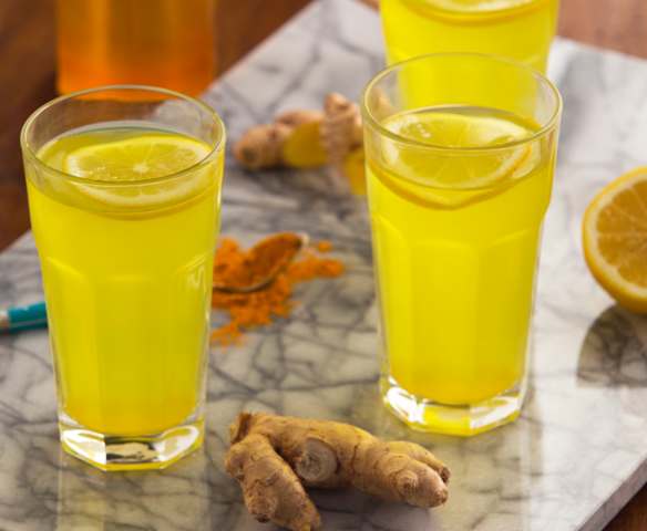 Infuso zenzero, limone e curcuma