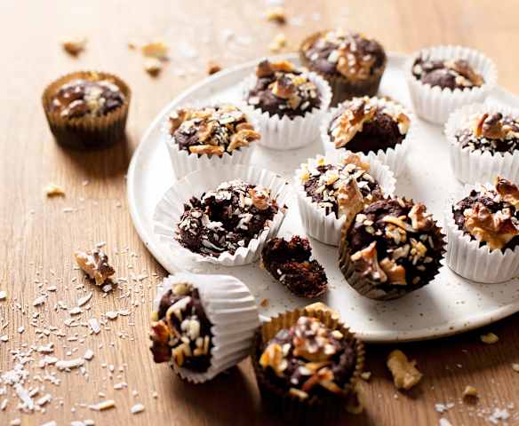 Minimuffins de plátano al cacao (sin harina ni azúcar ni huevo) Minimuffins de plátano al cacao (sin harina ni azúcar ni huevo)