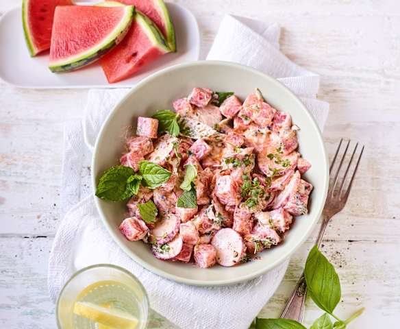 Wassermelonensalat mit Ziegenfrischkäse