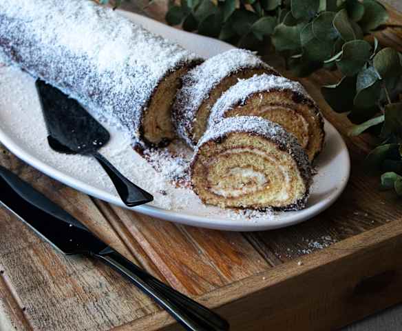 Lamington swiss roll