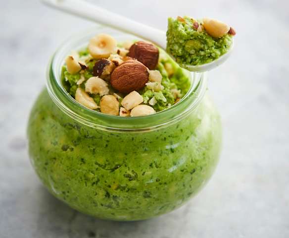 Pesto di rucola e avocado Pesto di rucola e avocado