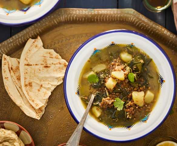 Soupe de lentilles aux blettes et au citron