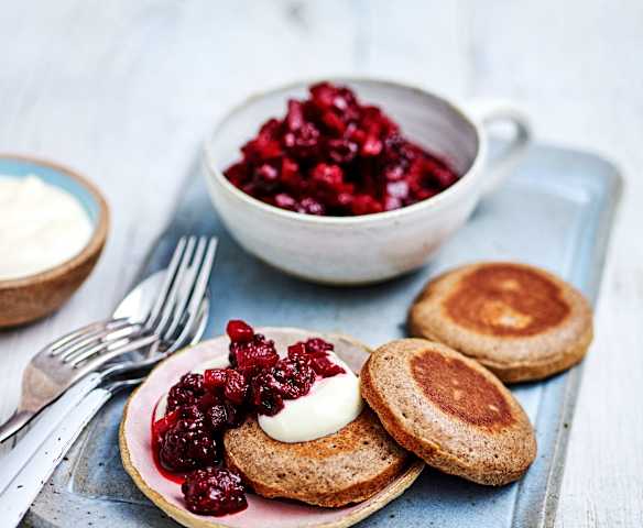 Cinnamon crumpets with autumn fruit (Diabetes)
